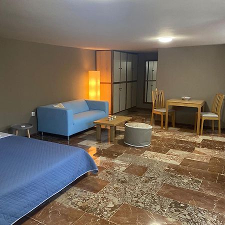 Zoes Place Daire Artemida  Dış mekan fotoğraf