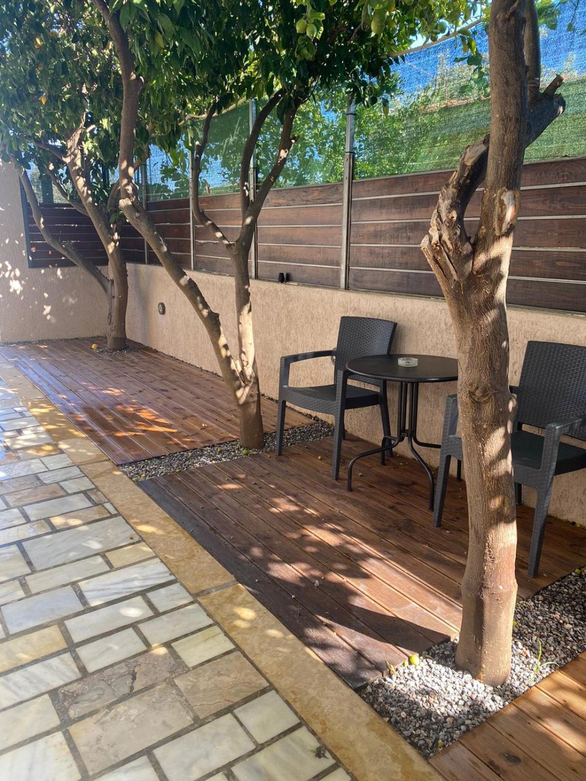 Zoes Place Daire Artemida  Dış mekan fotoğraf