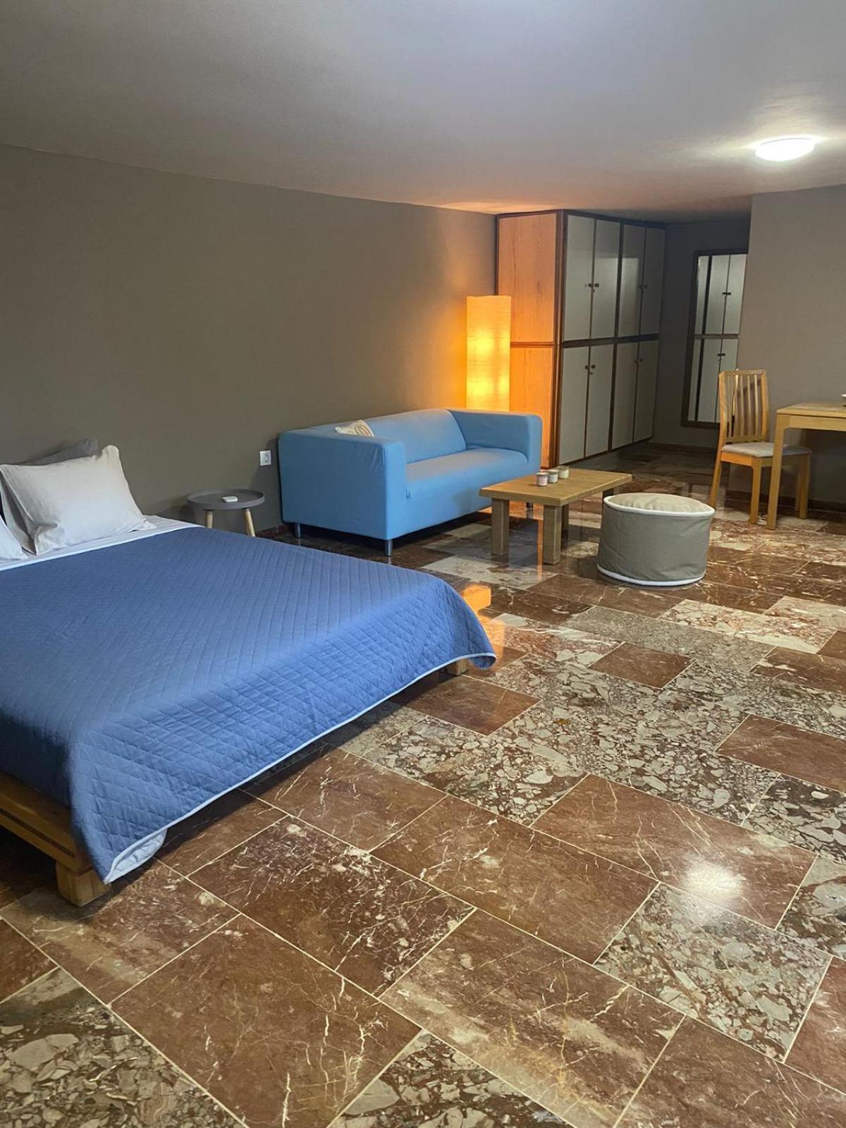 Zoes Place Daire Artemida  Dış mekan fotoğraf